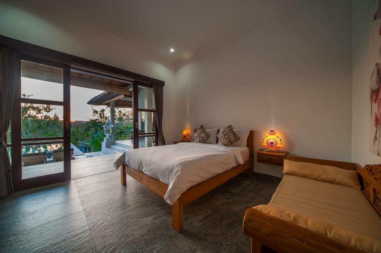 Villa Michiko Uluwatu  Ngoại thất bức ảnh